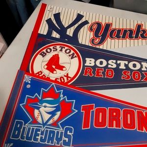 AL East, 3 of 5 Team Felt Pennants, Vtg